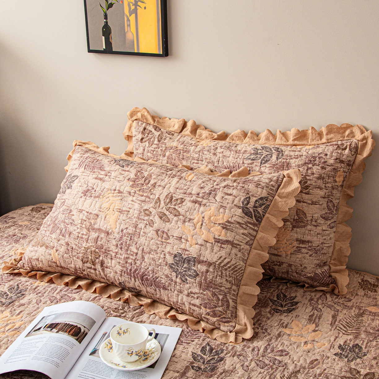 91家纺网 家纺一手货源 找家纺 美之润家纺 2026新款原麻夹棉床盖四件套 焦糖野枝