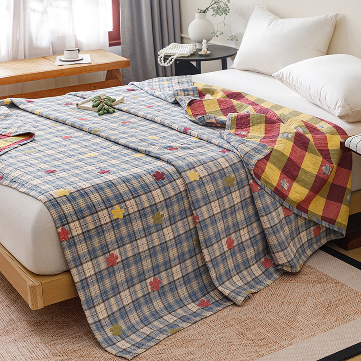 91家纺网 家纺一手货源 找家纺 悦然毛巾被 2026春夏新款全棉纯棉三层纱水洗毛巾被夏被夏凉被空调被 彩格小花蓝