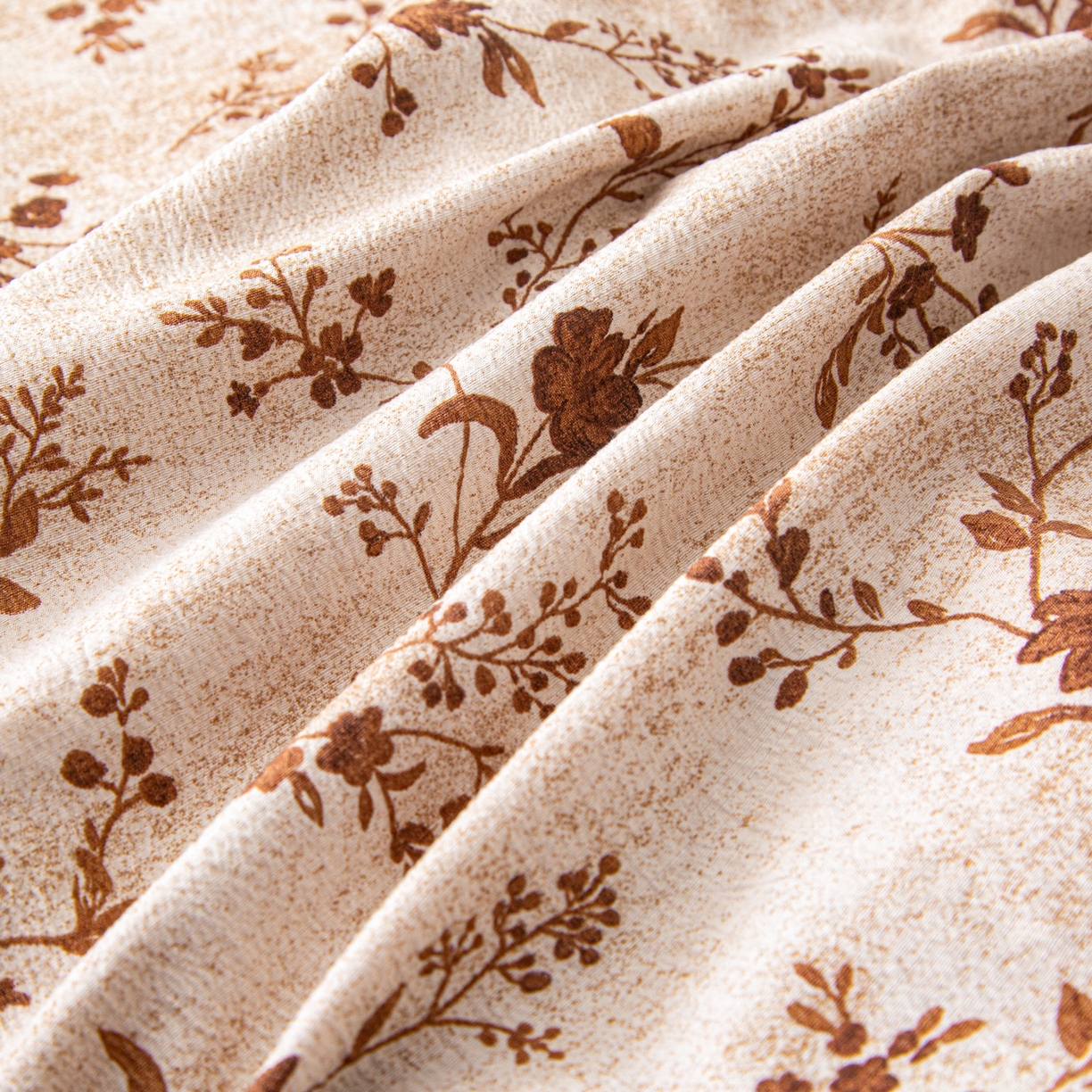 91家纺网 家纺一手货源 找家纺 美之润家纺 2026新款原麻夹棉床盖四件套 暖棕花意