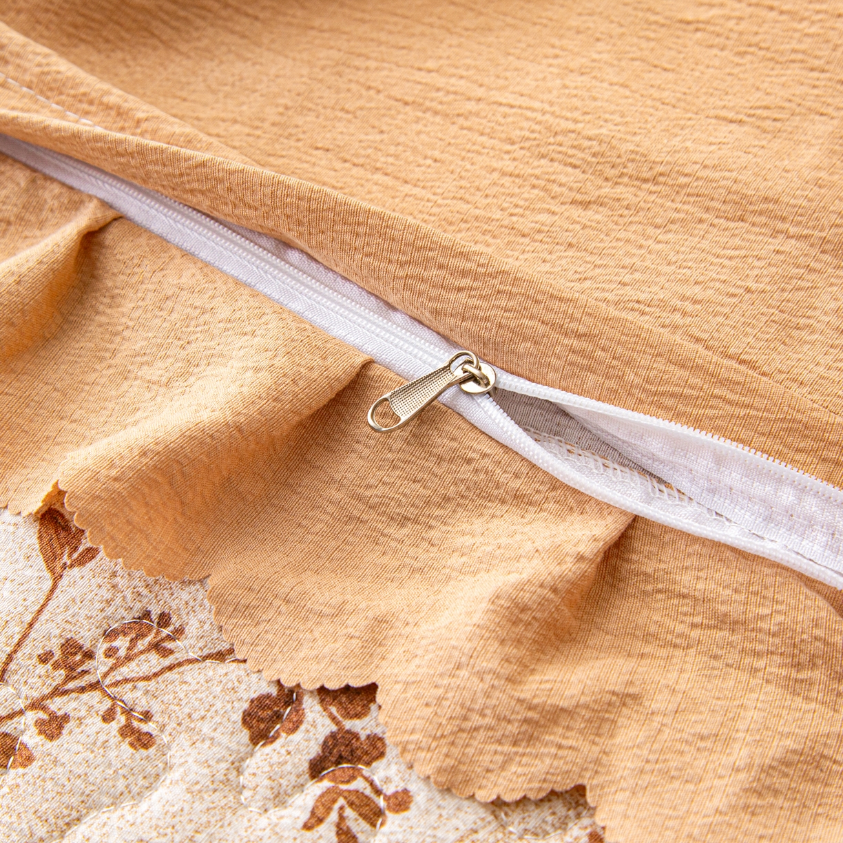 91家纺网 家纺一手货源 找家纺 美之润家纺 2026新款原麻夹棉床盖四件套 暖棕花意