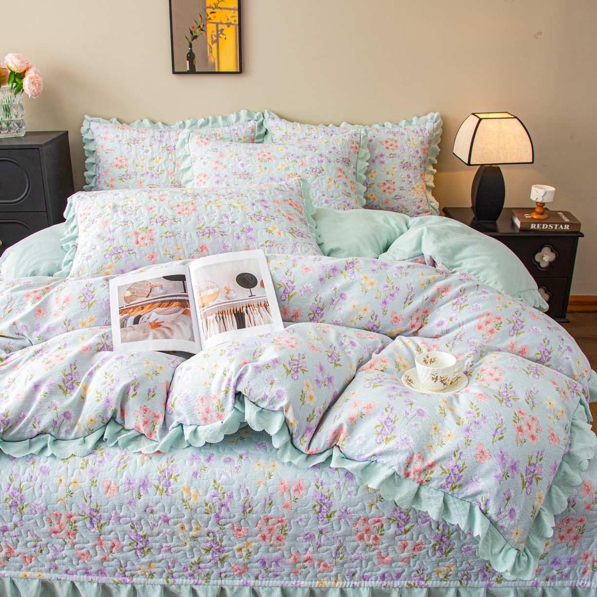 91家纺网 家纺一手货源 找家纺 美之润家纺 2026新款原麻夹棉床盖四件套 浅蓝花野