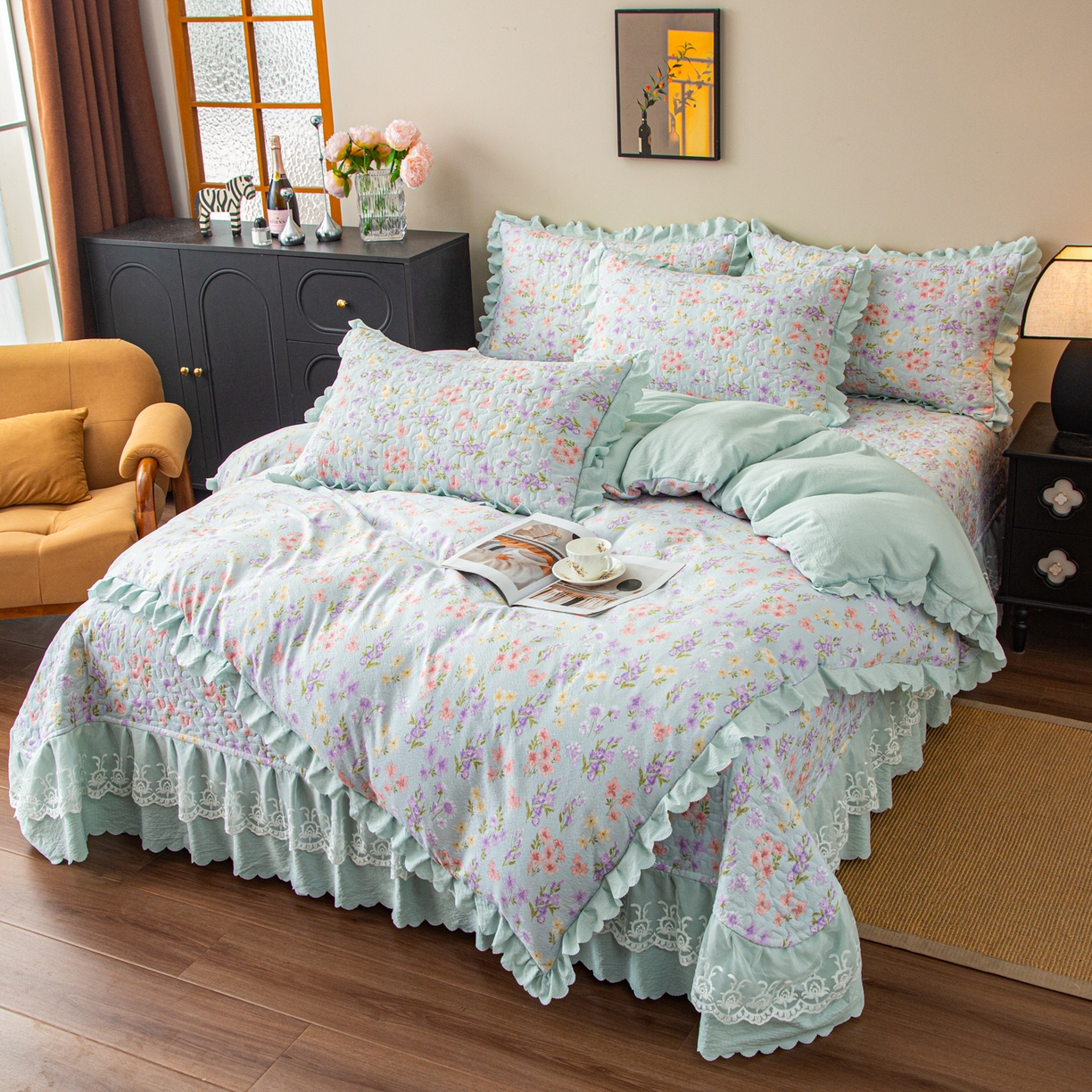 91家纺网 家纺一手货源 找家纺 美之润家纺 2026新款原麻夹棉床盖四件套 浅蓝花野