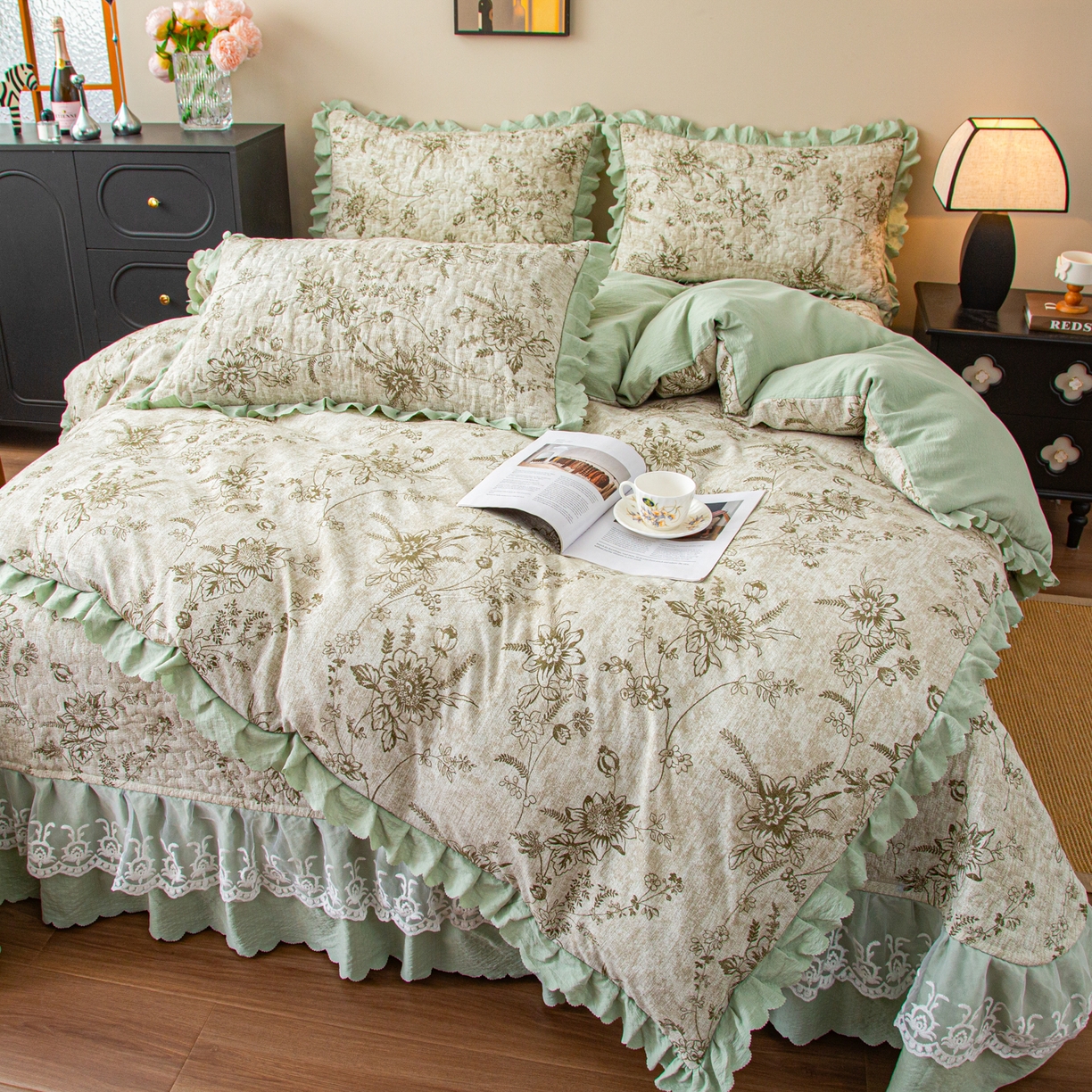 91家纺网 家纺一手货源 找家纺 美之润家纺 2026新款原麻夹棉床盖四件套 青雾松影