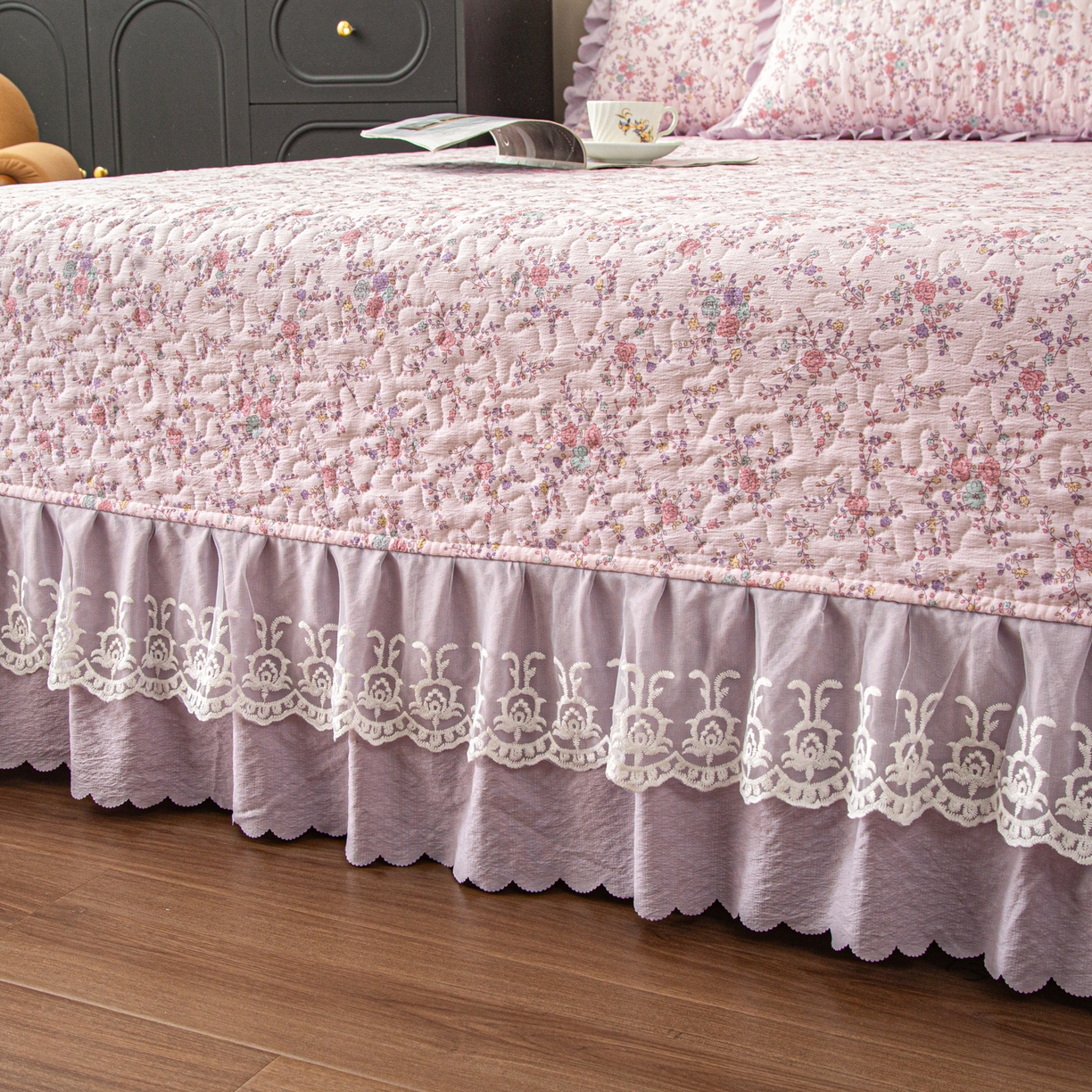 91家纺网 家纺一手货源 找家纺 美之润家纺 2026新款原麻夹棉床盖四件套 柔紫花簇