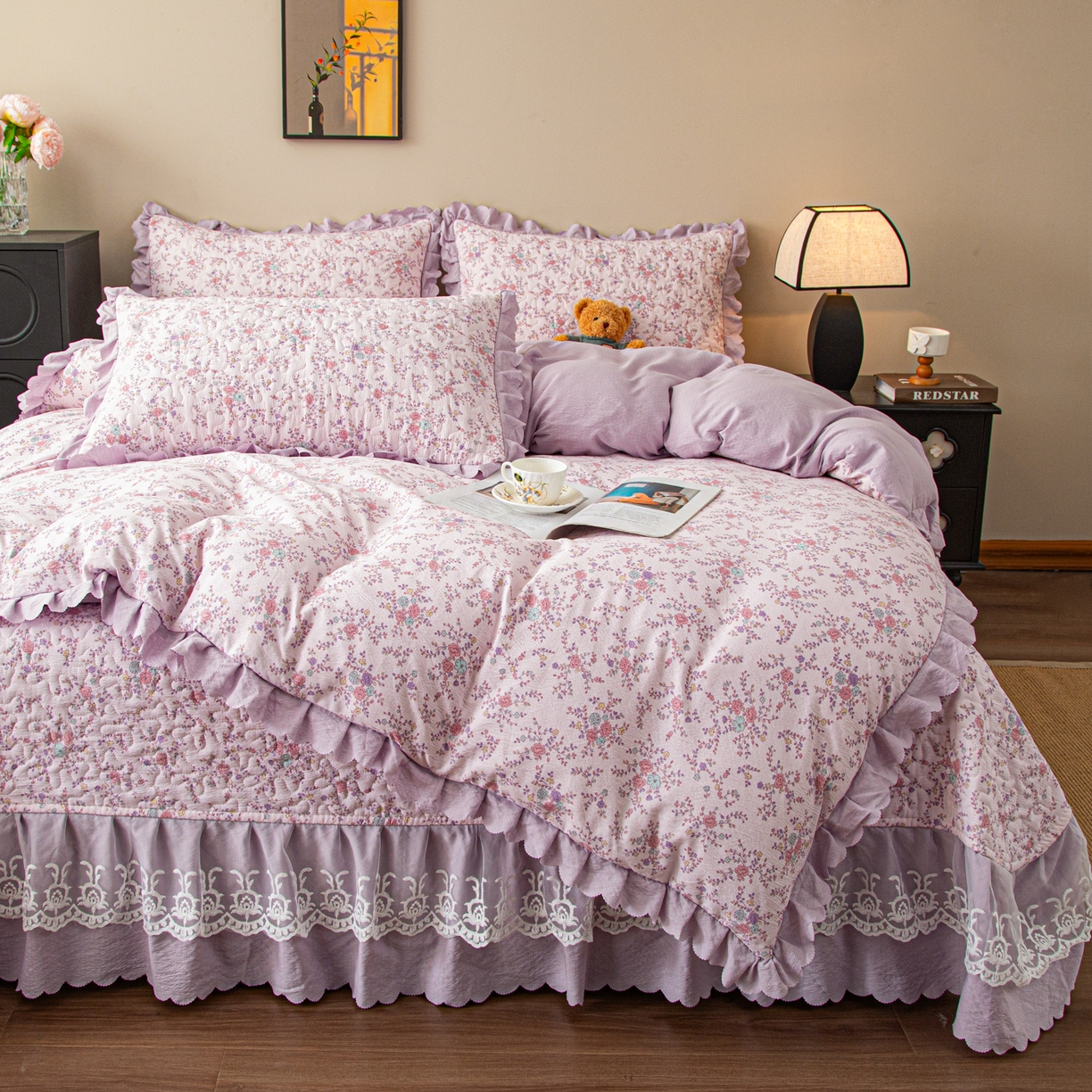 91家纺网 家纺一手货源 找家纺 美之润家纺 2026新款原麻夹棉床盖四件套 柔紫花簇