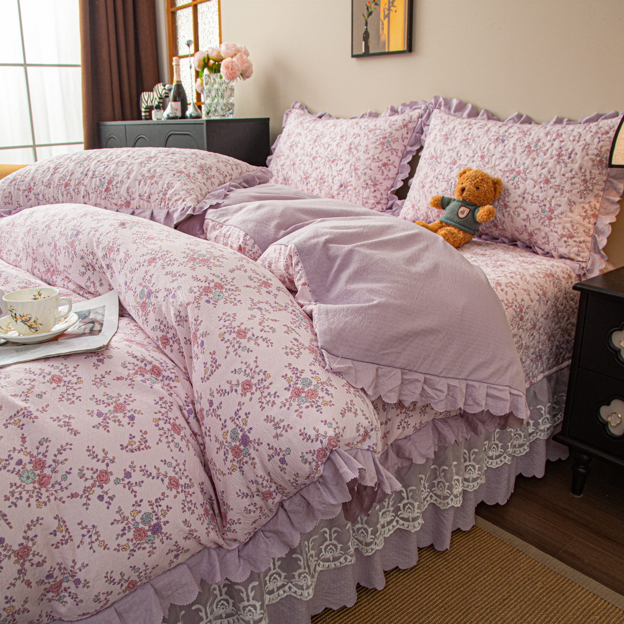 91家纺网 家纺一手货源 找家纺 美之润家纺 2026新款原麻夹棉床盖四件套 柔紫花簇