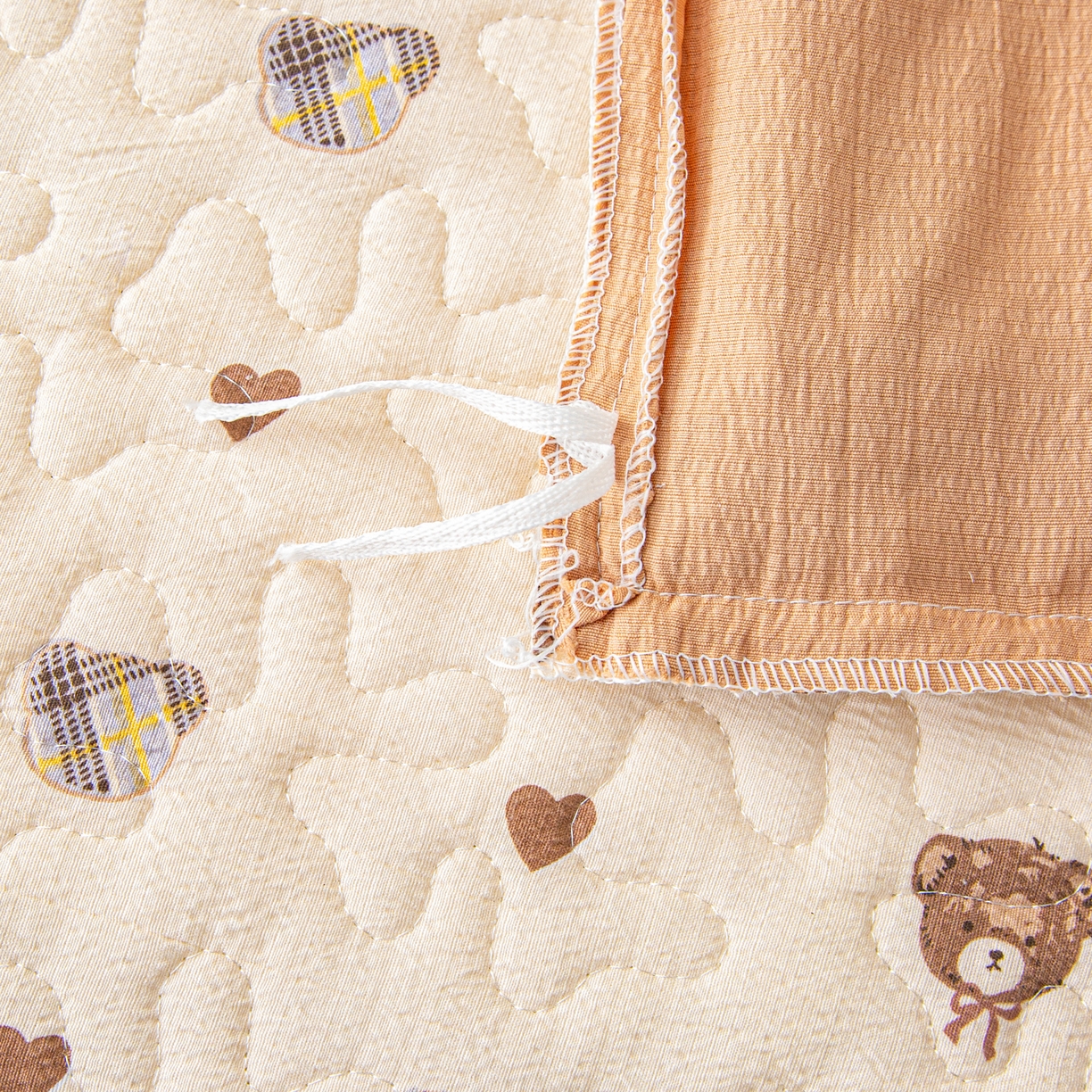 91家纺网 家纺一手货源 找家纺 美之润家纺 2026新款原麻夹棉床盖四件套 棕咖奶熊