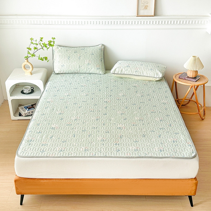 91家纺网 家纺一手货源 找家纺 悦织湾家纺 2026新款床单款乳胶席三件套印花纯色冰丝凉感夏凉乳胶席子 小花绿