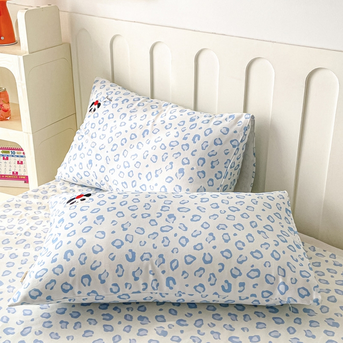 91家纺网 家纺一手货源 找家纺 雅居纺家纺 2026新款全棉绣花A类老粗布床单单件床单单品凉席席子 老粗布-苹果熊猫