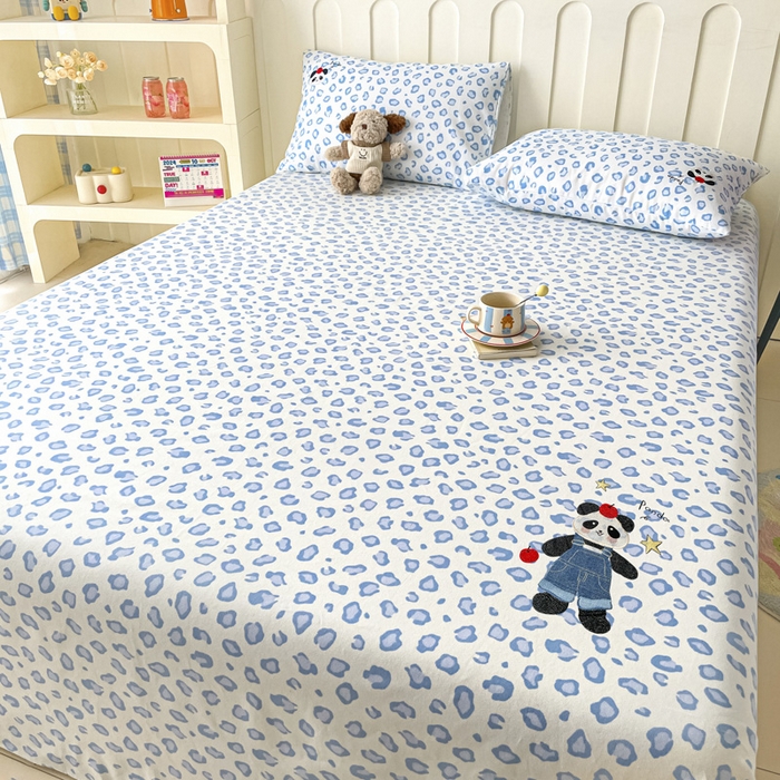 91家纺网 家纺一手货源 找家纺 雅居纺家纺 2026新款全棉绣花A类老粗布床单单件床单单品凉席席子 老粗布-苹果熊猫