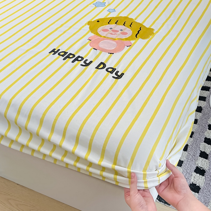 91家纺网 家纺一手货源 找家纺 雅居纺家纺 2026新款全棉绣花A类老粗布床笠单件床笠单品凉席席子 老粗布-小海狸-黄