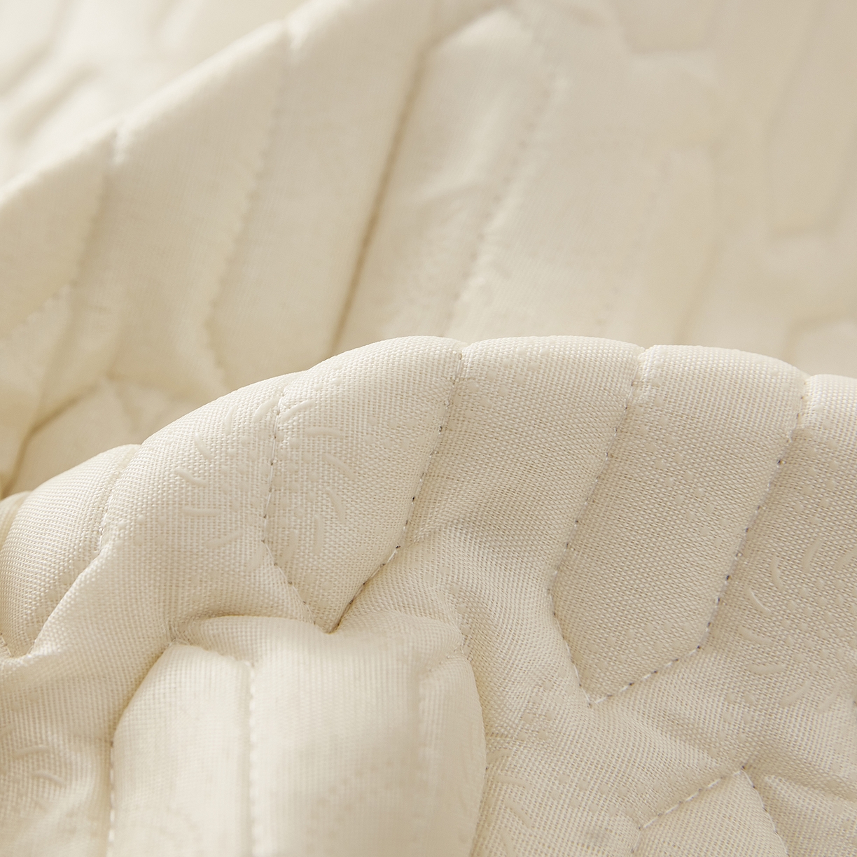 91家纺网 家纺一手货源 找家纺 悦织湾家纺 2026新款床单款乳胶席三件套印花纯色冰丝凉感夏凉乳胶席子 墨绿