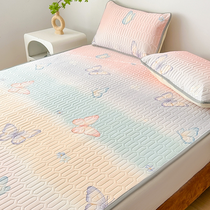 91家纺网 家纺一手货源 找家纺 悦织湾家纺 2026新款床单款乳胶席三件套印花纯色冰丝凉感夏凉乳胶席子 彩条蝴蝶