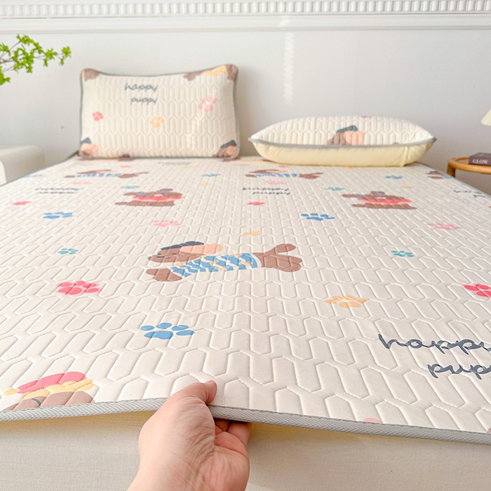 91家纺网 家纺一手货源 找家纺 悦织湾家纺 2026新款床单款乳胶席三件套印花纯色冰丝凉感夏凉乳胶席子 狗狗