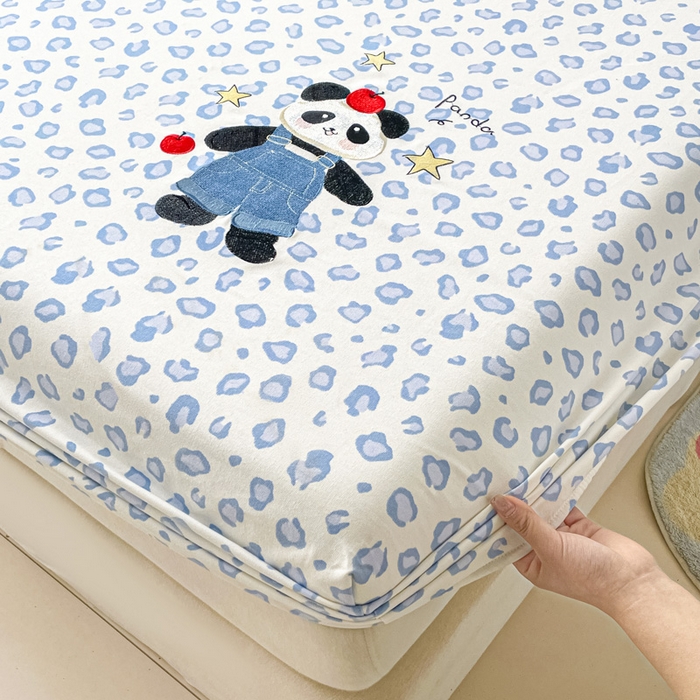 91家纺网 家纺一手货源 找家纺 雅居纺家纺 2026新款全棉绣花A类老粗布床笠单件床笠单品凉席席子 老粗布-苹果熊猫