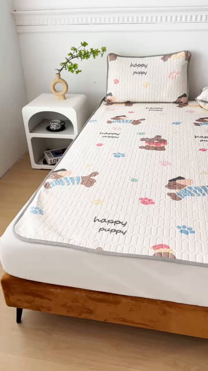 91家纺网 家纺一手货源 找家纺 悦织湾家纺 2026新款床单款乳胶席三件套印花纯色冰丝凉感夏凉乳胶席子 狗狗