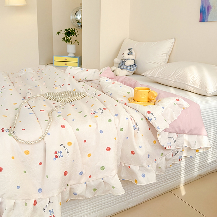 91家纺网 家纺一手货源 找家纺 归属 2026春夏新款古法仿棉夏被夏凉被空调被系列 彩色波点