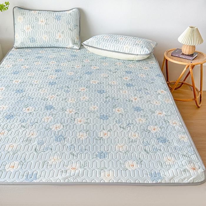 91家纺网 家纺一手货源 找家纺 悦织湾家纺 2026新款床单款乳胶席三件套印花纯色冰丝凉感夏凉乳胶席子 花韵兰