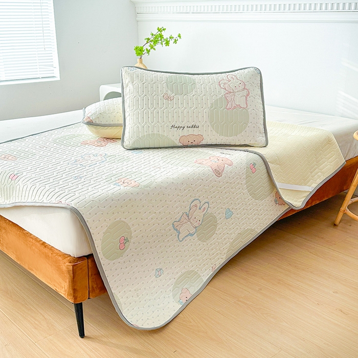 91家纺网 家纺一手货源 找家纺 悦织湾家纺 2026新款床单款乳胶席三件套印花纯色冰丝凉感夏凉乳胶席子 气球熊绿