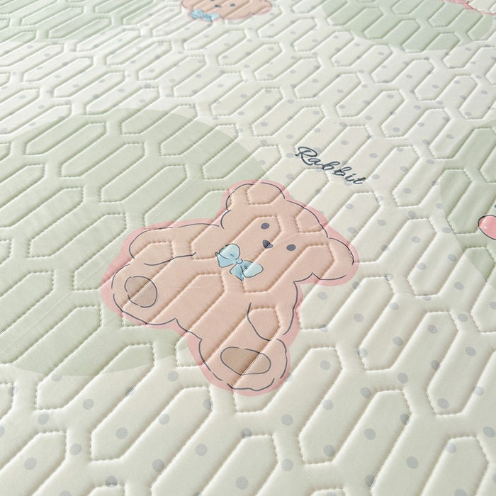 91家纺网 家纺一手货源 找家纺 悦织湾家纺 2026新款床单款乳胶席三件套印花纯色冰丝凉感夏凉乳胶席子 气球熊绿