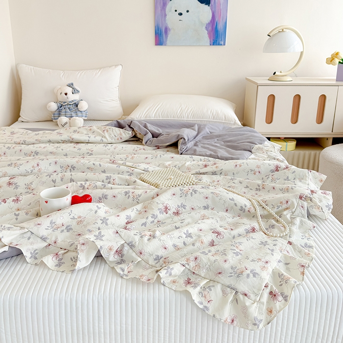 91家纺网 家纺一手货源 找家纺 归属 2026春夏新款古法仿棉夏被夏凉被空调被系列 繁花入梦