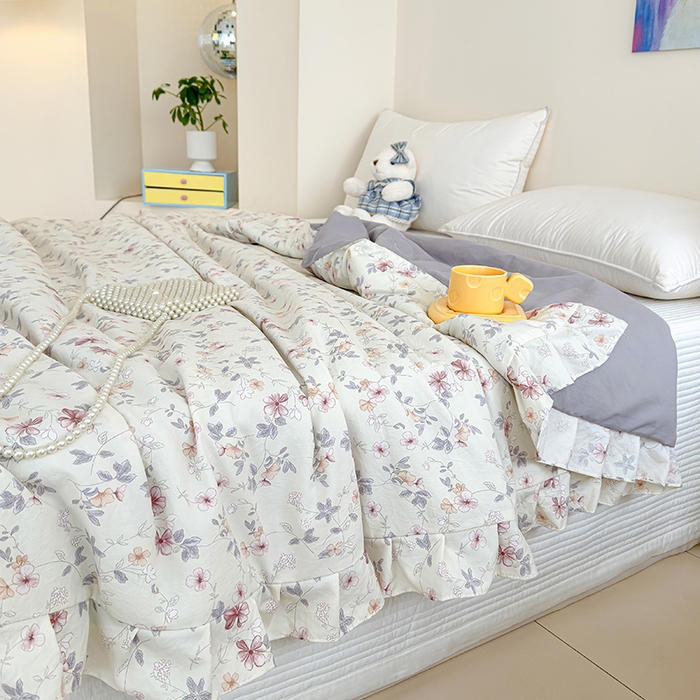 91家纺网 家纺一手货源 找家纺 归属 2026春夏新款古法仿棉夏被夏凉被空调被系列 繁花入梦