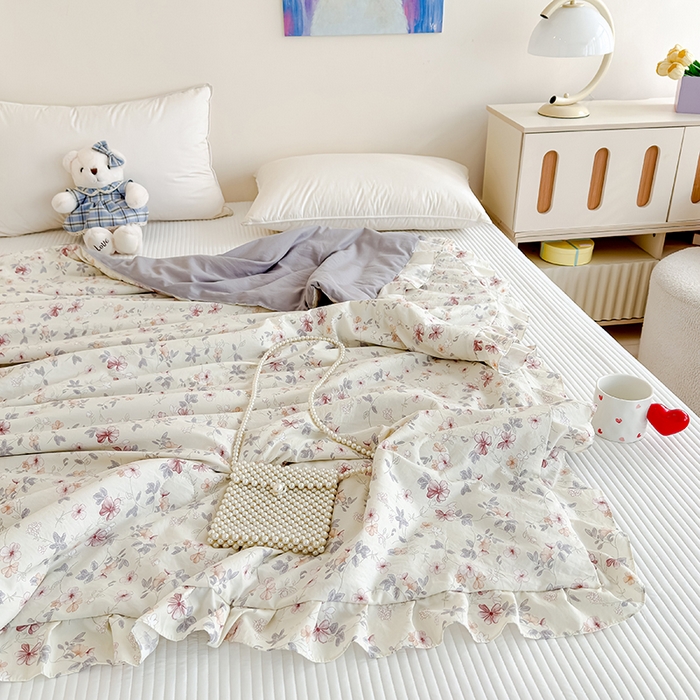 91家纺网 家纺一手货源 找家纺 归属 2026春夏新款古法仿棉夏被夏凉被空调被系列 繁花入梦