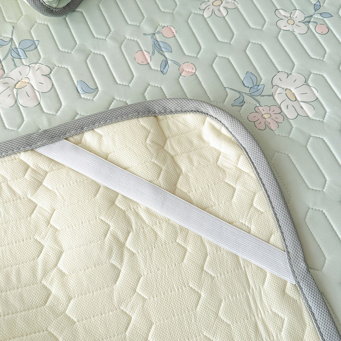 91家纺网 家纺一手货源 找家纺 悦织湾家纺 2026新款床单款乳胶席三件套印花纯色冰丝凉感夏凉乳胶席子 小花绿