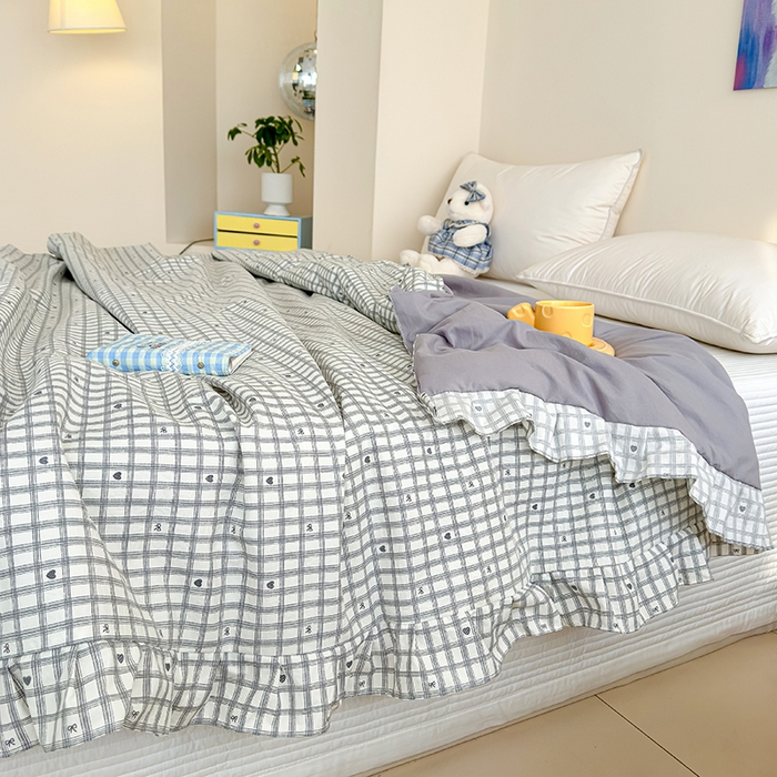 91家纺网 家纺一手货源 找家纺 归属 2026春夏新款古法仿棉夏被夏凉被空调被系列 格子爱心