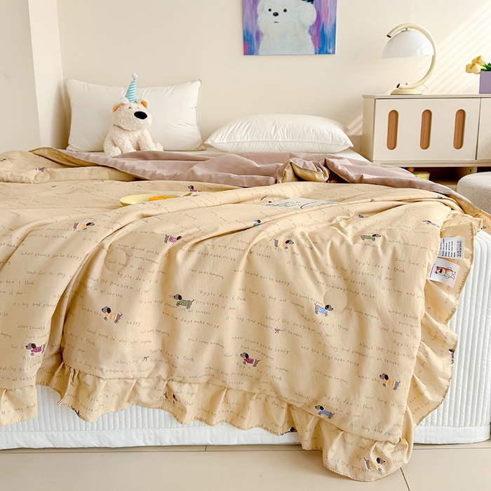 91家纺网 家纺一手货源 找家纺 归属 2026春夏新款古法仿棉夏被夏凉被空调被系列 狗狗家族