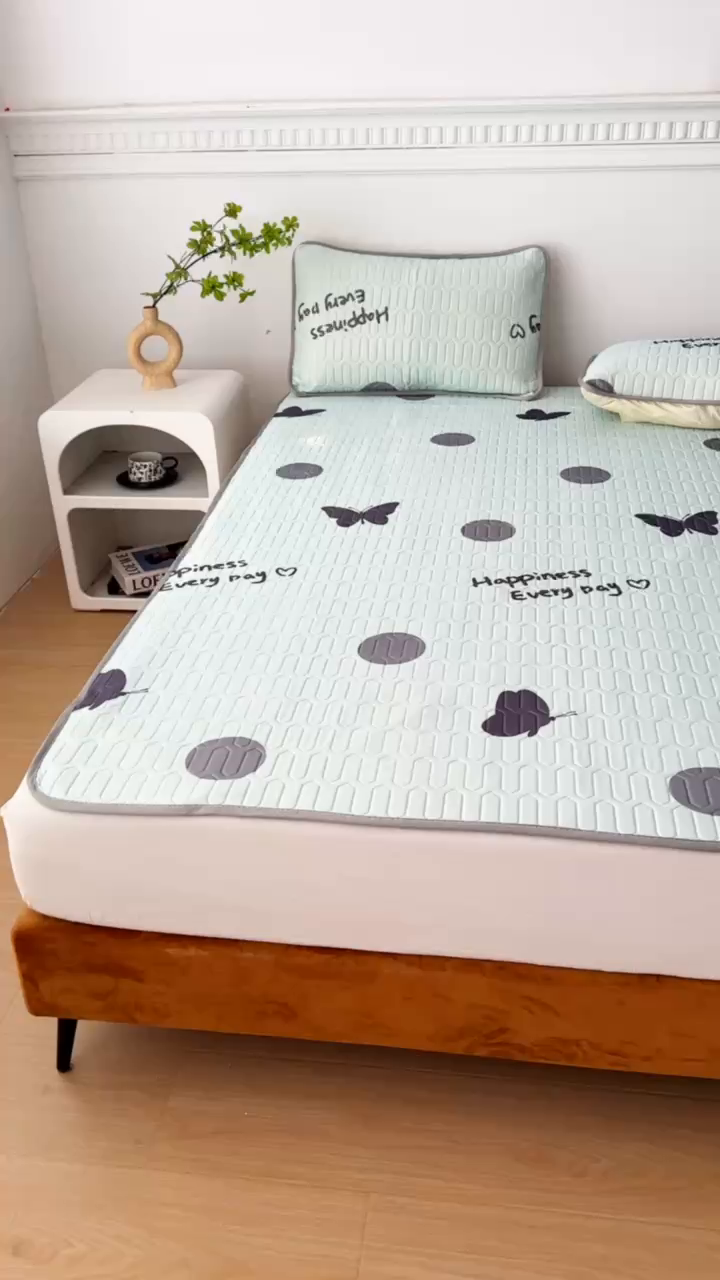 91家纺网 家纺一手货源 找家纺 悦织湾家纺 2026新款床单款乳胶席三件套印花纯色冰丝凉感夏凉乳胶席子 圆圈蝴蝶