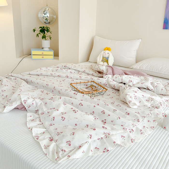 91家纺网 家纺一手货源 找家纺 归属 2026春夏新款古法仿棉夏被夏凉被空调被系列 花开半夏