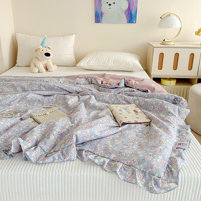 91家纺网 家纺一手货源 找家纺 归属 2026春夏新款古法仿棉夏被夏凉被空调被系列 花漾玫瑰