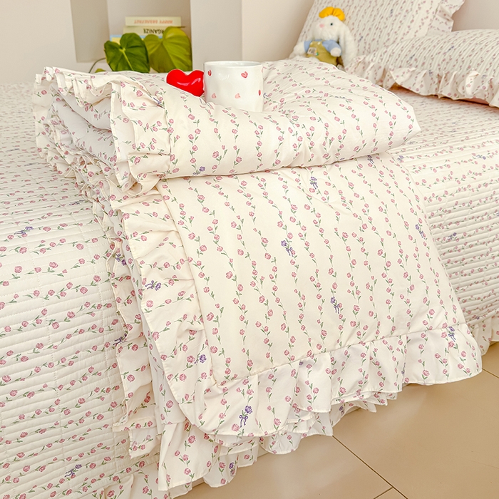 91家纺网 家纺一手货源 找家纺 归属 2026春夏新款古法仿棉夏被夏凉被空调被系列 萝蔓花儿