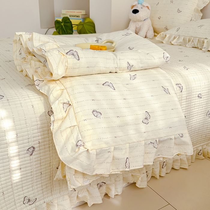 91家纺网 家纺一手货源 找家纺 归属 2026春夏新款古法仿棉夏被夏凉被空调被系列 漫花蝶舞