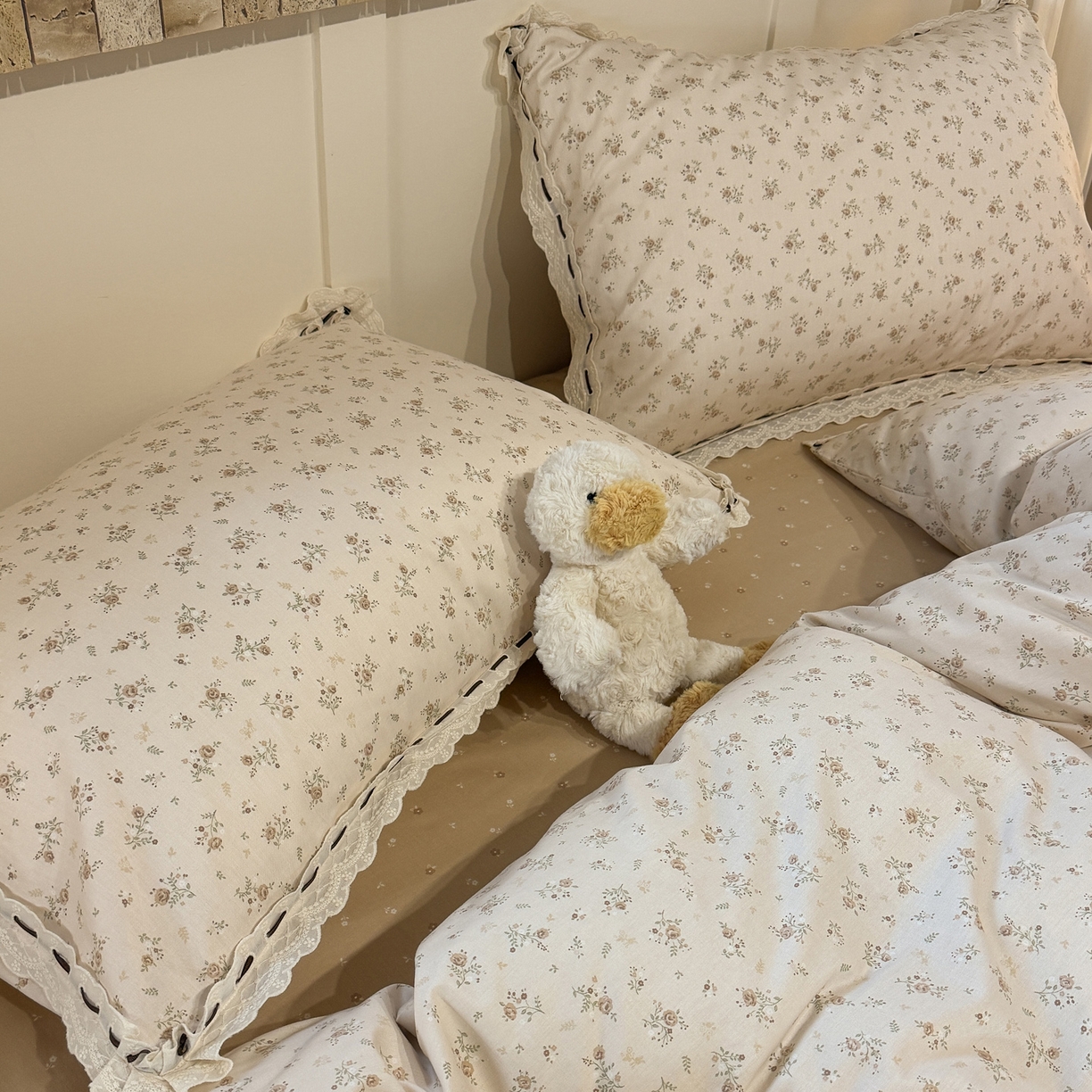 91家纺网 家纺一手货源 找家纺 澳萝拉 2026新款全棉法式小清新复古碎花四件套 温婉