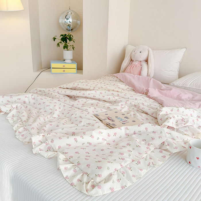 91家纺网 家纺一手货源 找家纺 归属 2026春夏新款古法仿棉夏被夏凉被空调被系列 玫瑰之约