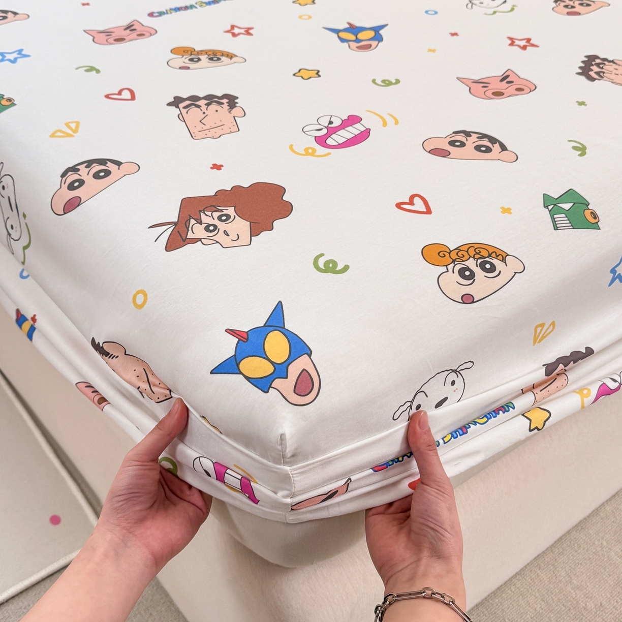 91家纺网 家纺一手货源 找家纺 博雅 2026新款蜡笔小新正版授权全棉纯棉小版单床笠床笠单件 小版-满版蜡笔小新