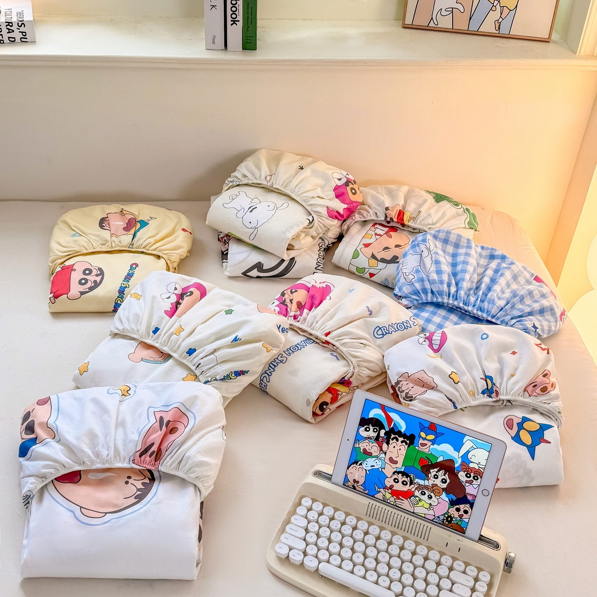 91家纺网 家纺一手货源 找家纺 博雅 2026新款蜡笔小新正版授权全棉纯棉小版单床笠床笠单件 组合图（仅供展示不可下单）