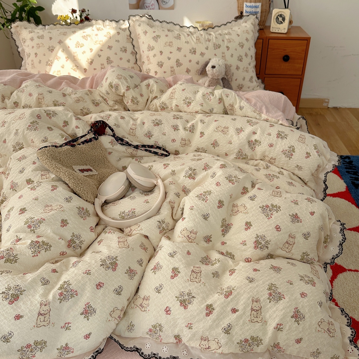 91家纺网 家纺一手货源 找家纺 （总）顾里家纺 2026新款法式复古花边三层纱四件套（会员-2元）