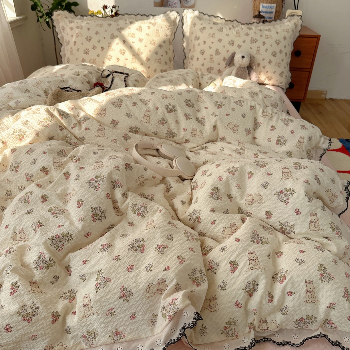 91家纺网 家纺一手货源 找家纺 （总）顾里家纺 2026新款法式复古花边三层纱四件套（会员-2元）