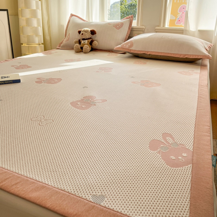 91家纺网 家纺一手货源 找家纺 （总）雅居纺家纺 2026新款A类加厚三明治底提花小清新凉感席床单款凉席席子