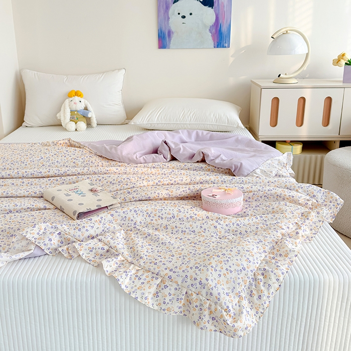 91家纺网 家纺一手货源 找家纺 归属 2026春夏新款古法仿棉夏被夏凉被空调被系列 紫影繁花