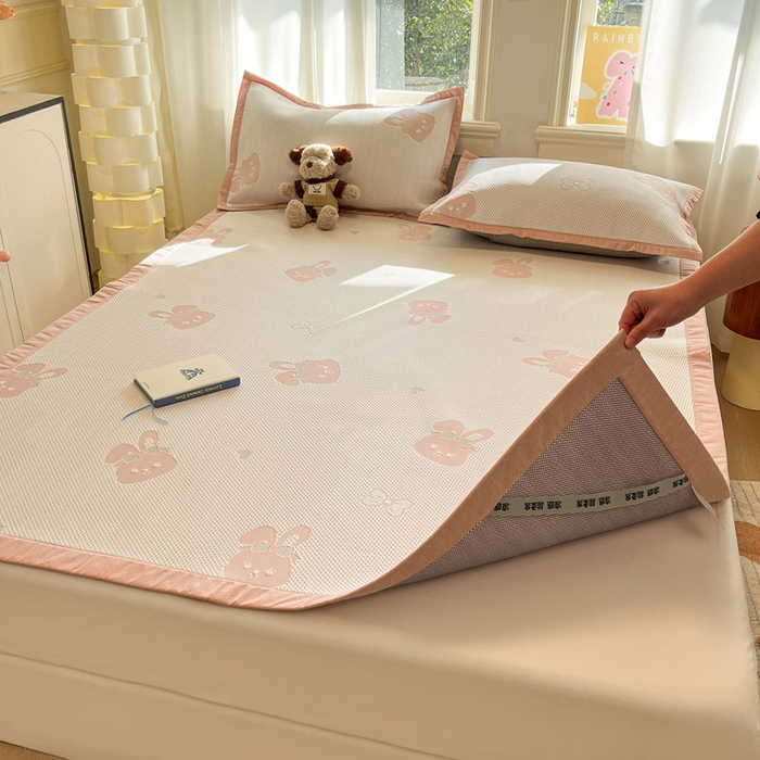 91家纺网 家纺一手货源 找家纺 （总）雅居纺家纺 2026新款A类加厚三明治底提花小清新凉感席床单款凉席席子