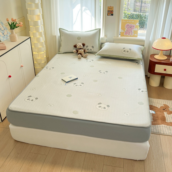 91家纺网 家纺一手货源 找家纺 雅居纺家纺 2026新款A类加厚三明治底提花小清新凉感席床笠款凉席席子 平安熊猫