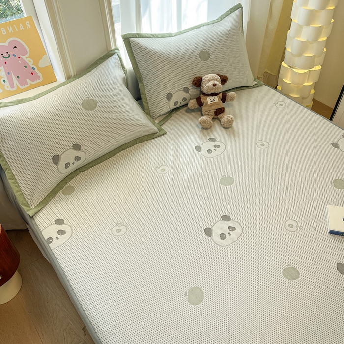 91家纺网 家纺一手货源 找家纺 雅居纺家纺 2026新款A类加厚三明治底提花小清新凉感席床笠款凉席席子 平安熊猫