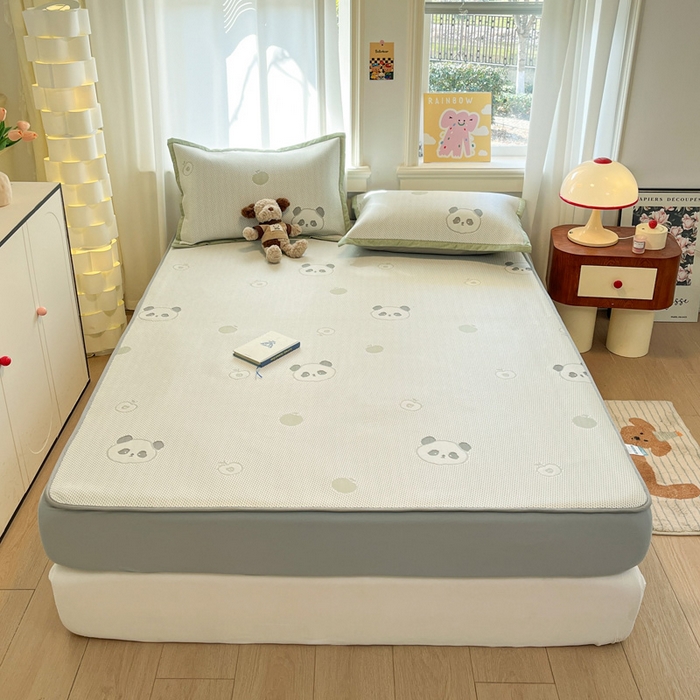 91家纺网 家纺一手货源 找家纺 雅居纺家纺 2026新款A类加厚三明治底提花小清新凉感席床笠款凉席席子 平安熊猫