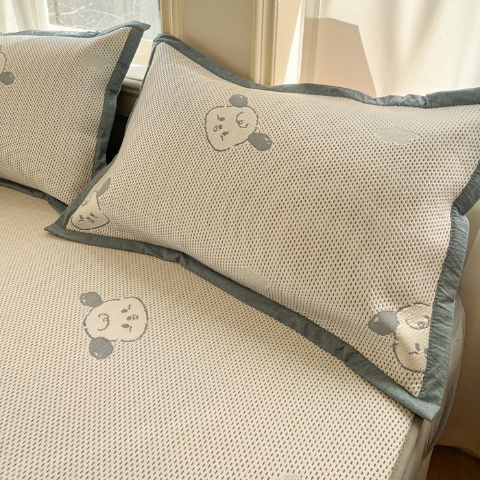 91家纺网 家纺一手货源 找家纺 雅居纺家纺 2026新款A类加厚三明治底提花小清新凉感席床笠款凉席席子 晚安小狗