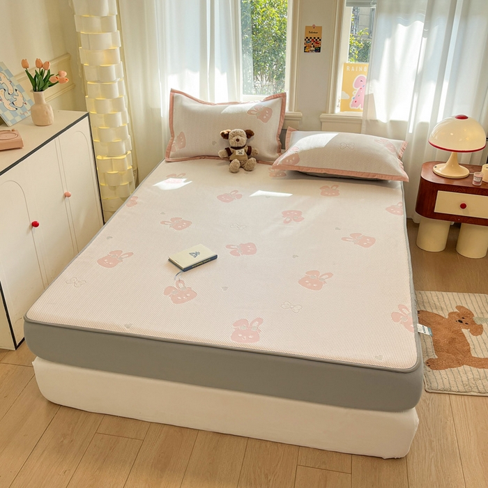 91家纺网 家纺一手货源 找家纺 （总）雅居纺家纺 2026新款A类加厚三明治底提花小清新凉感席床笠款凉席席子