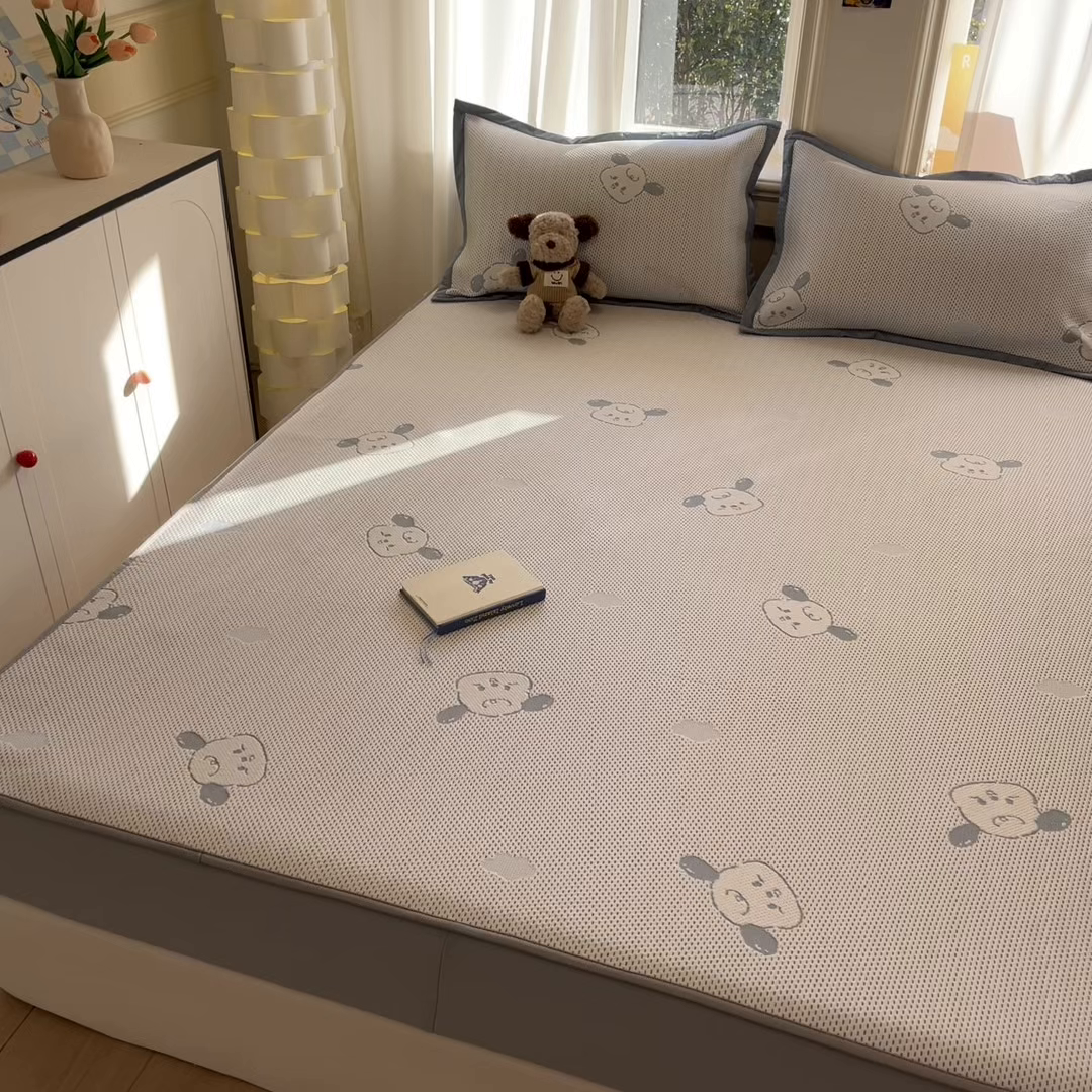 91家纺网 家纺一手货源 找家纺 雅居纺家纺 2026新款A类加厚三明治底提花小清新凉感席床笠款凉席席子 晚安小狗